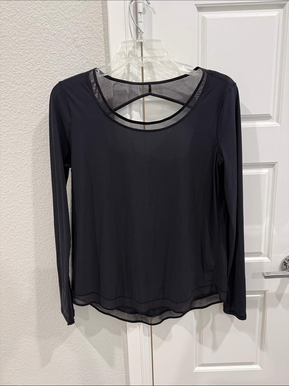 Lululemon Black Long-Sleeve Mesh Trim Women's Top